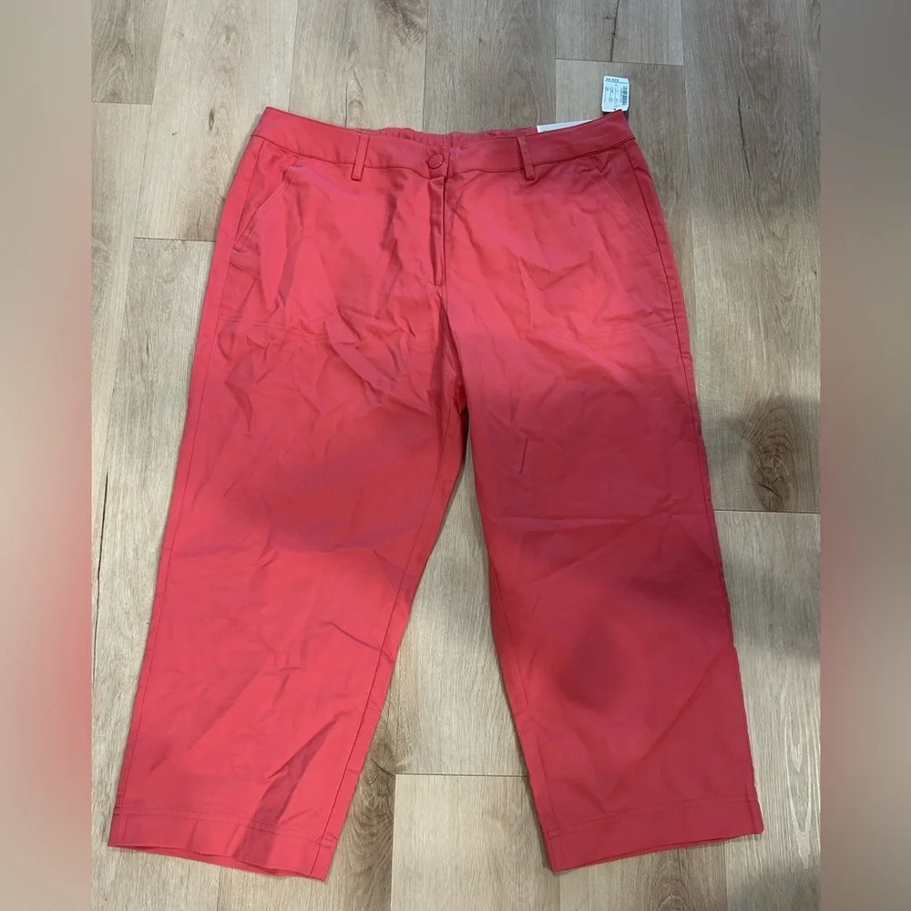 NWT Christopher & Banks Perfect Pant High Rise Cropped size 16 - Picture 1 of 7